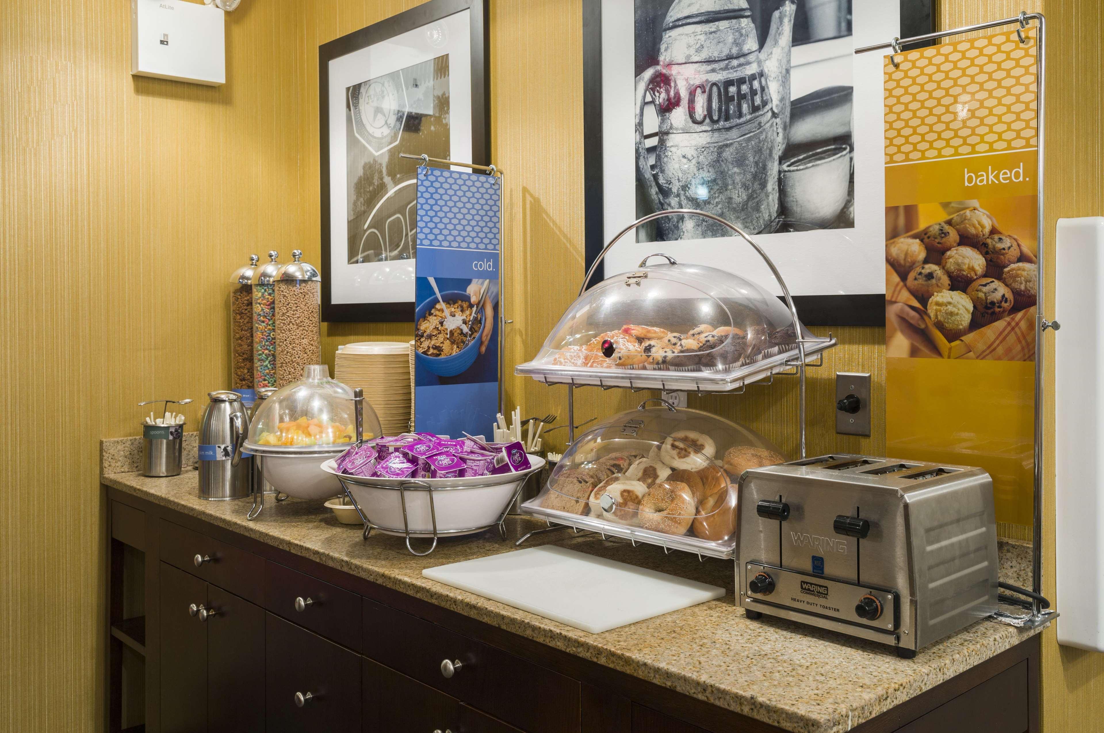 Hampton Inn Seaport Financial District Nova Iorque Exterior foto